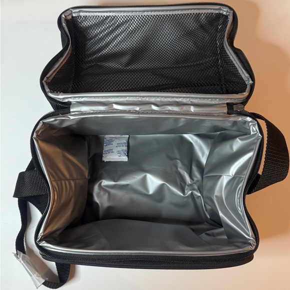 Carhartt Black Lunch Bag with Handle - Picture 4 of 4